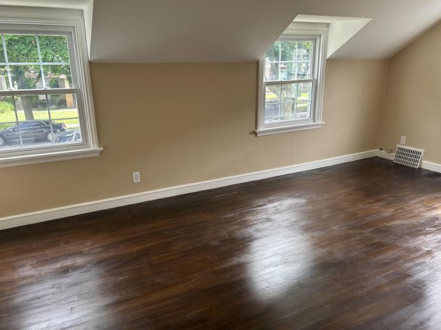 6200 W Locust STREET, Milwaukee, WI 53210