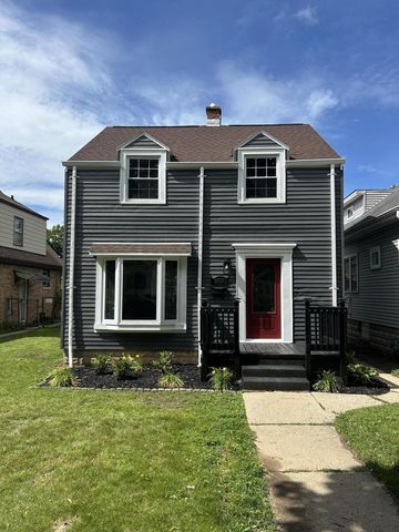 6200 W Locust STREET, Milwaukee, WI 53210