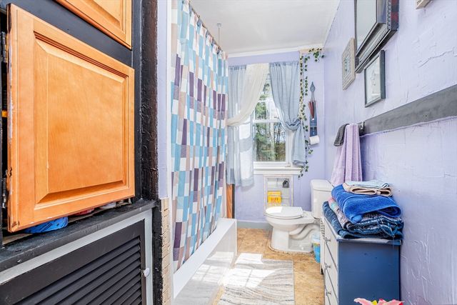 846 Massachusetts Ave, Lunenburg, MA 01462
