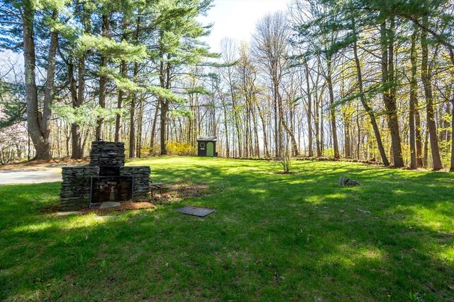 846 Massachusetts Ave, Lunenburg, MA 01462
