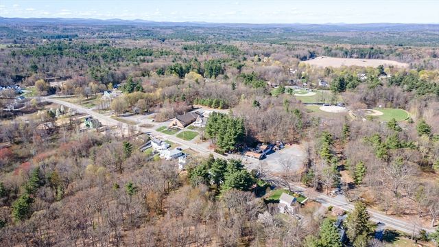 846 Massachusetts Ave, Lunenburg, MA 01462