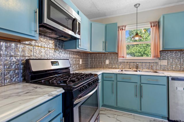 1126 Skyline Street, Tyler, TX 75701