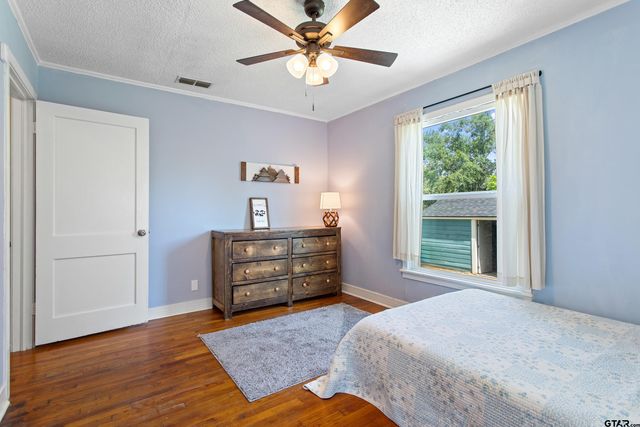 1126 Skyline Street, Tyler, TX 75701
