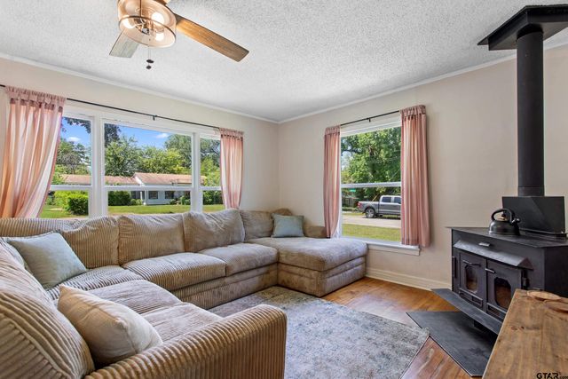 1126 Skyline Street, Tyler, TX 75701