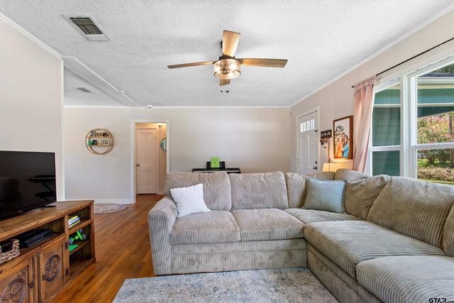 1126 Skyline Street, Tyler, TX 75701