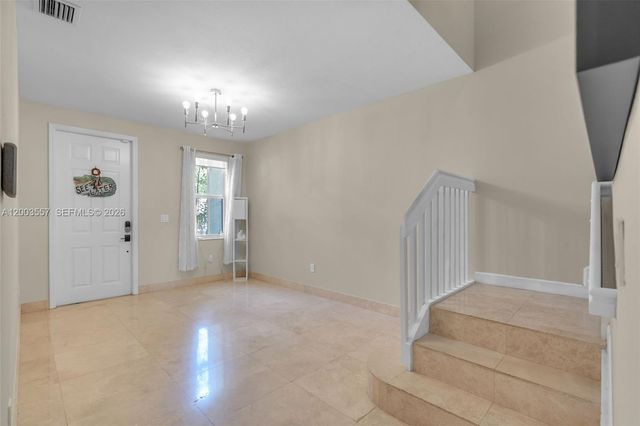 10788 NW 76th Ln, Doral, FL 33178
