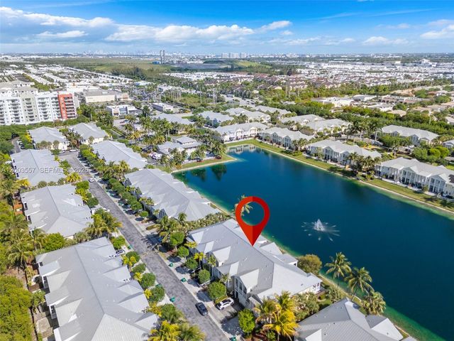 10788 NW 76th Ln, Doral, FL 33178