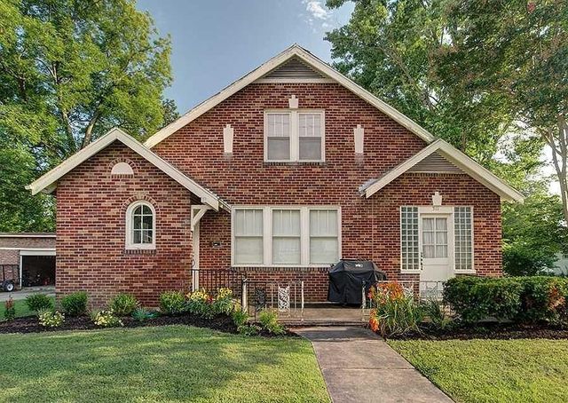 311 Main St, Martin, TN 38237