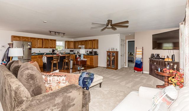1569 Newtown Pike, Georgetown, KY 40324