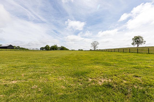 1569 Newtown Pike, Georgetown, KY 40324