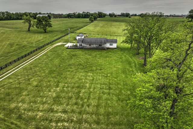 1569 Newtown Pike, Georgetown, KY 40324