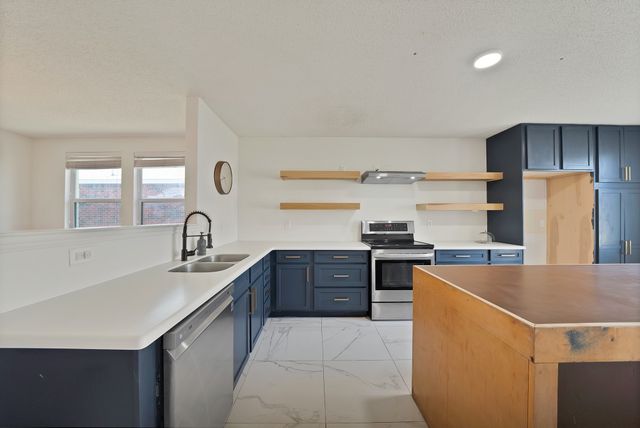 2048 Paducah Lane, Grand Prairie, TX 75052