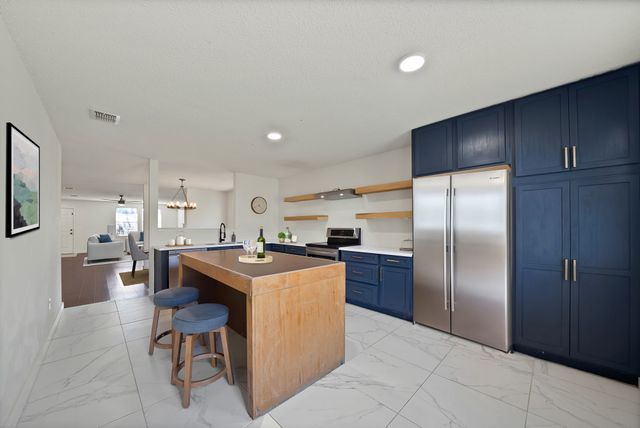 2048 Paducah Lane, Grand Prairie, TX 75052