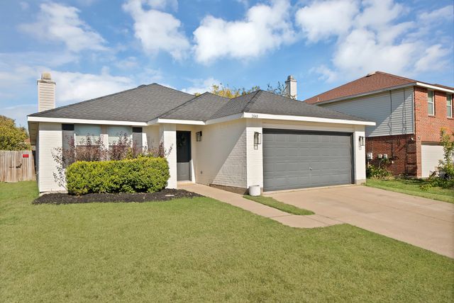 2048 Paducah Lane, Grand Prairie, TX 75052