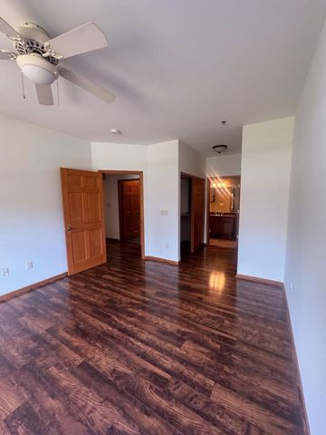 3053 W Drexel AVENUE #103, Franklin, WI 53132
