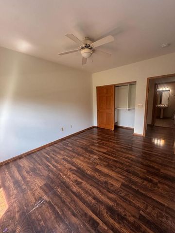 3053 W Drexel AVENUE #103, Franklin, WI 53132