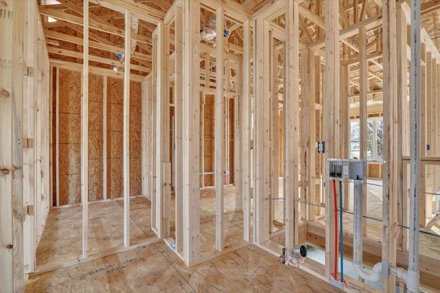 4247 Huntinghorne Drive, Janesville, WI 53546