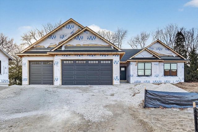 4247 Huntinghorne Drive, Janesville, WI 53546