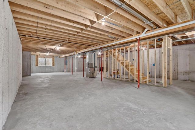 4247 Huntinghorne Drive, Janesville, WI 53546