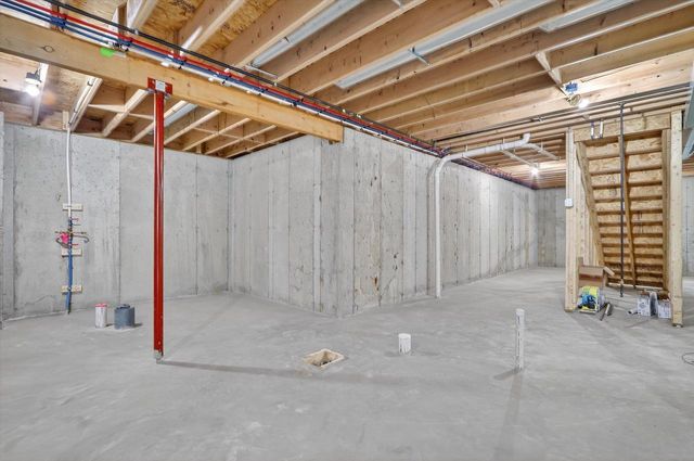 4247 Huntinghorne Drive, Janesville, WI 53546