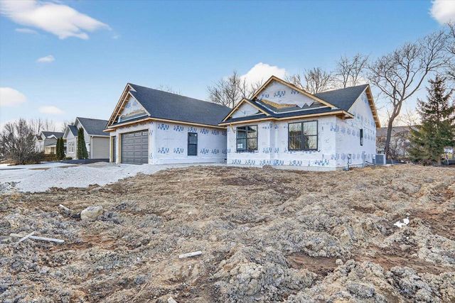 4247 Huntinghorne Drive, Janesville, WI 53546