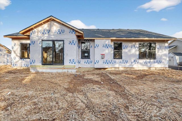 4247 Huntinghorne Drive, Janesville, WI 53546