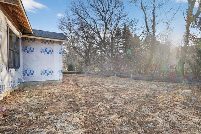 4247 Huntinghorne Drive, Janesville, WI 53546