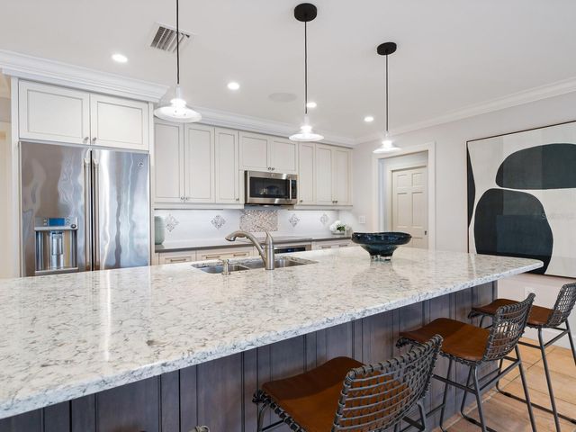 606 OWL WAY, Sarasota, FL 34236