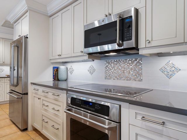 606 OWL WAY, Sarasota, FL 34236