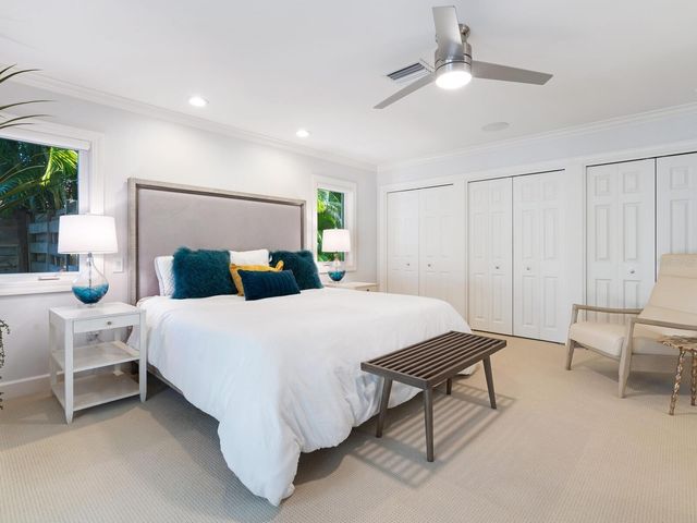 606 OWL WAY, Sarasota, FL 34236