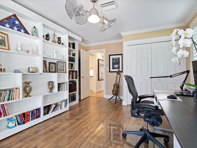 606 OWL WAY, Sarasota, FL 34236