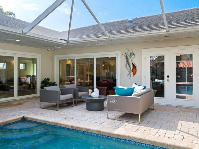 606 OWL WAY, Sarasota, FL 34236