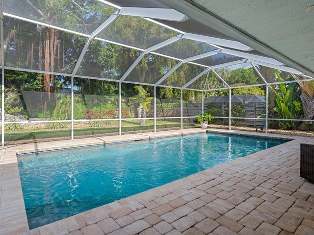 606 OWL WAY, Sarasota, FL 34236