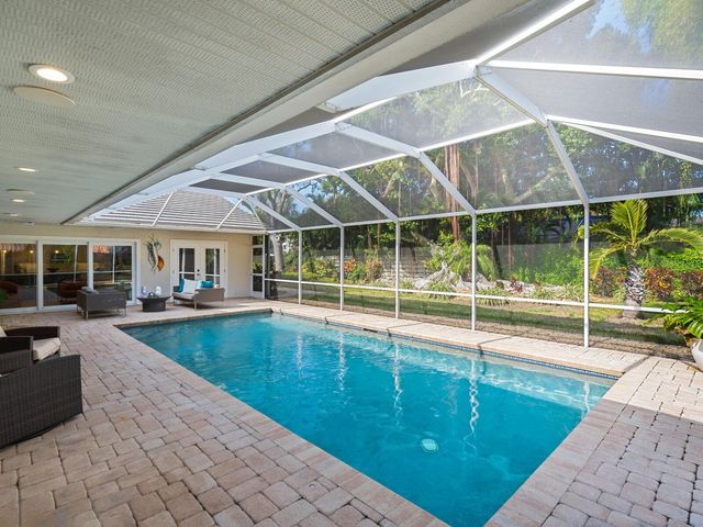 606 OWL WAY, Sarasota, FL 34236