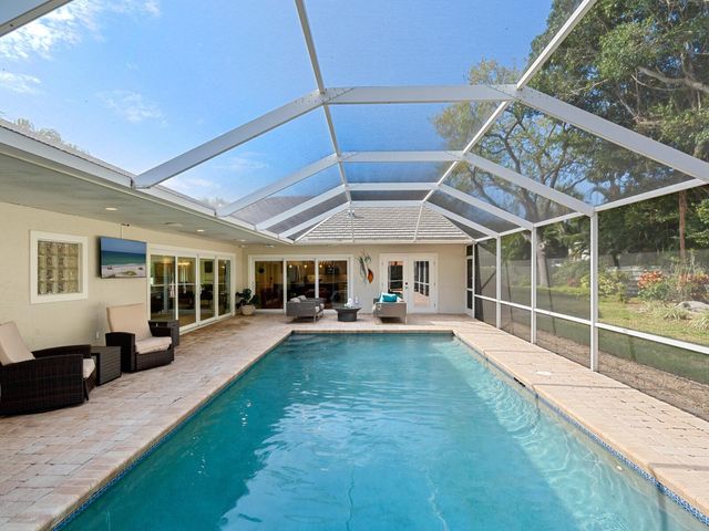 606 OWL WAY, Sarasota, FL 34236