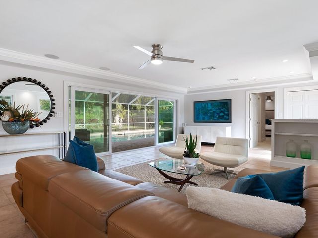 606 OWL WAY, Sarasota, FL 34236