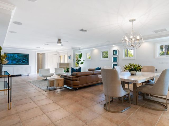 606 OWL WAY, Sarasota, FL 34236