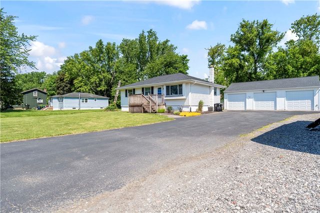 18 Chester Avenue, Chili, NY 14623