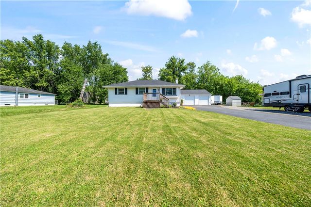 18 Chester Avenue, Chili, NY 14623