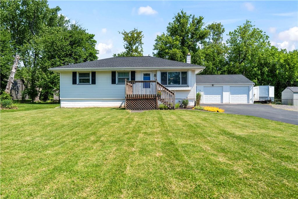 18 Chester Avenue, Chili, NY 14623