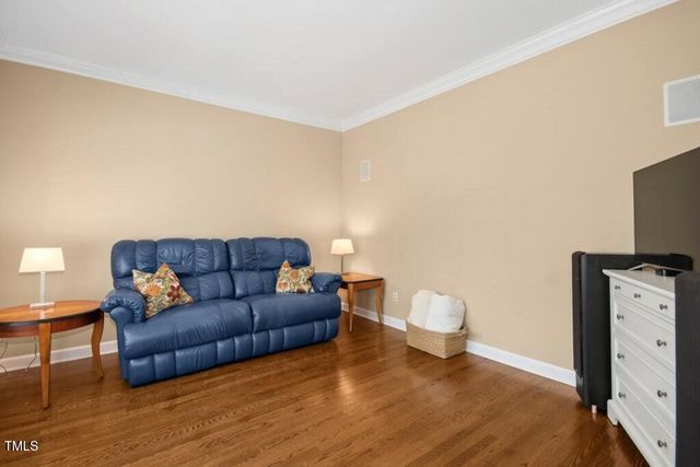 100 Wentbridge Road, Cary, NC 27519