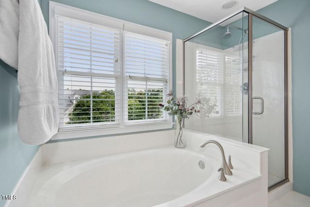 100 Wentbridge Road, Cary, NC 27519