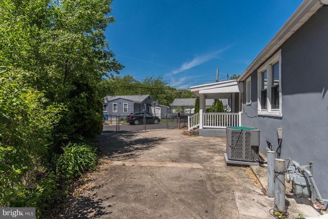 5602 TURNER ST, Bristol, PA 19007