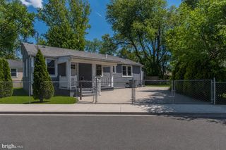 5602 TURNER ST, Bristol, PA 19007