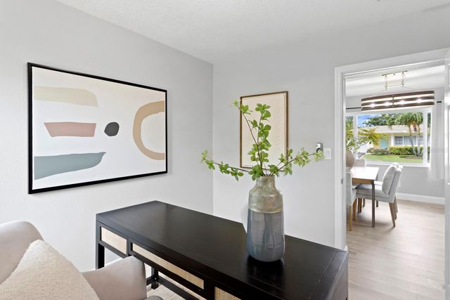 4300 MAPLE STREET NE, St Petersburg, FL 33703