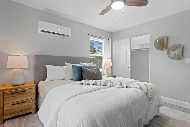 4300 MAPLE STREET NE, St Petersburg, FL 33703