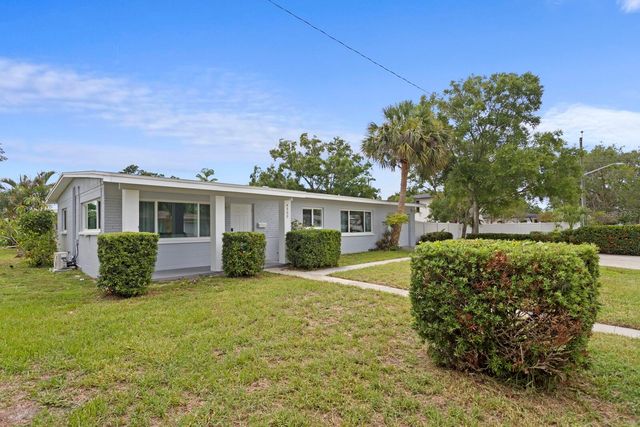 4300 MAPLE STREET NE, St Petersburg, FL 33703