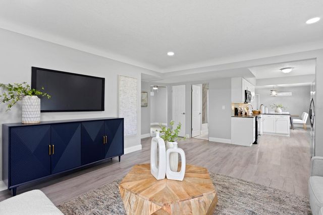 4300 MAPLE STREET NE, St Petersburg, FL 33703