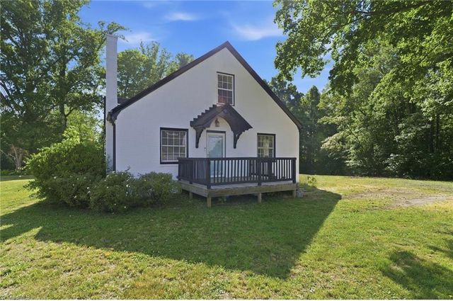 3221 Settle Bridge Road, Stoneville, NC 27048