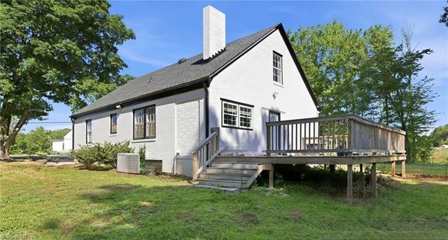3221 Settle Bridge Road, Stoneville, NC 27048